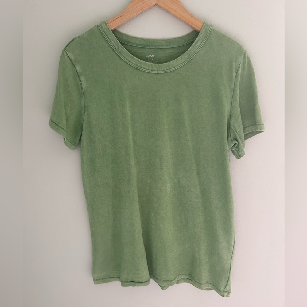 AE T-shirt